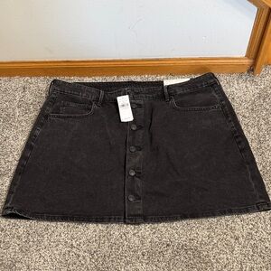 Torrid Pocket Black Button-Up Mini Skirt Size 18